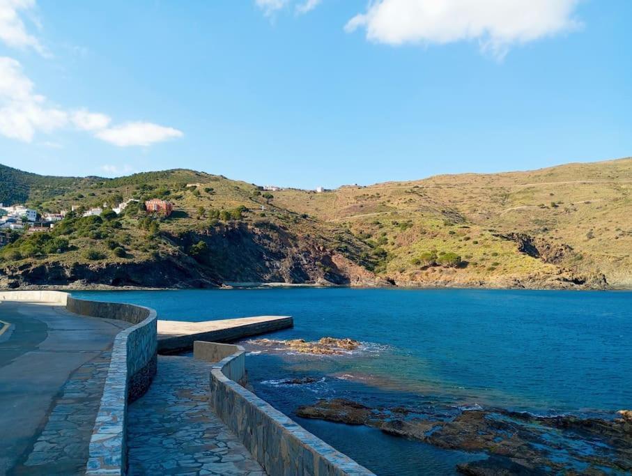 Paraiso De La Costa Brava Portbou Buitenkant foto